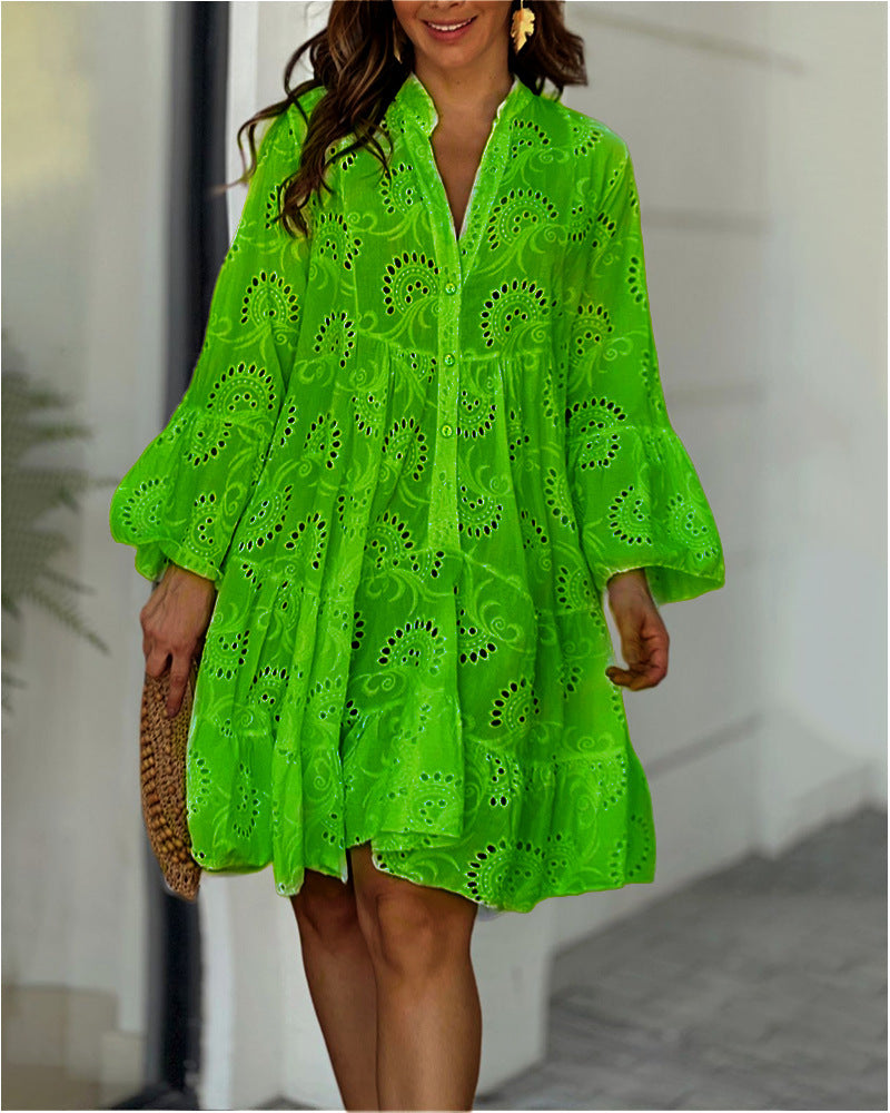 Robe Fleurie à Broderies Ajourées