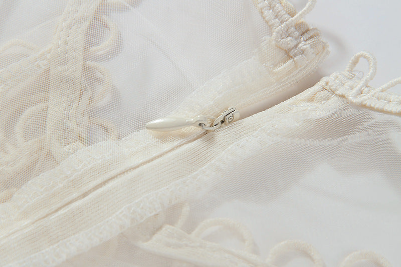 Robe Raffinée en Dentelle Brodée