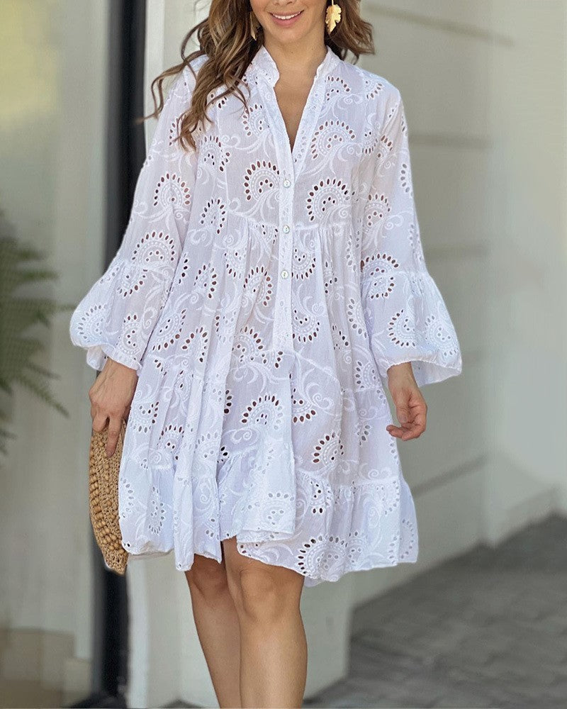Robe Fleurie à Broderies Ajourées